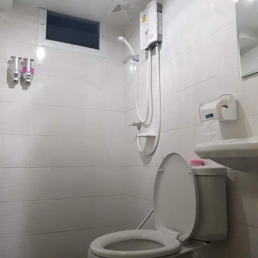 Checkin Hostel @Donmuang Airport 방콕 외부 사진